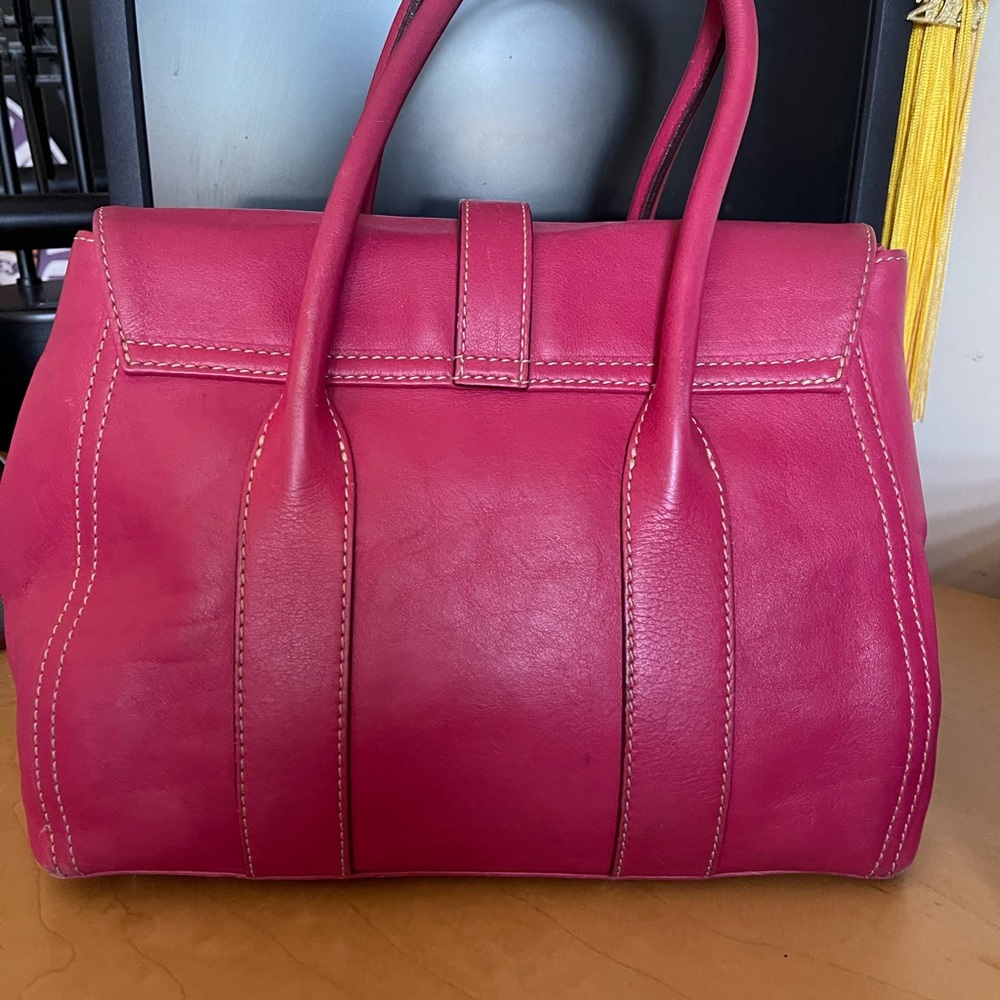 Dooney & Bourke